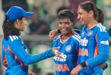 गेंदबाजी करना भूलीं भारतीय गेंदबाज, फेंकी इतनी सारी वाइड, साउथ अफ्रीका ने 6 विकेट से हराया