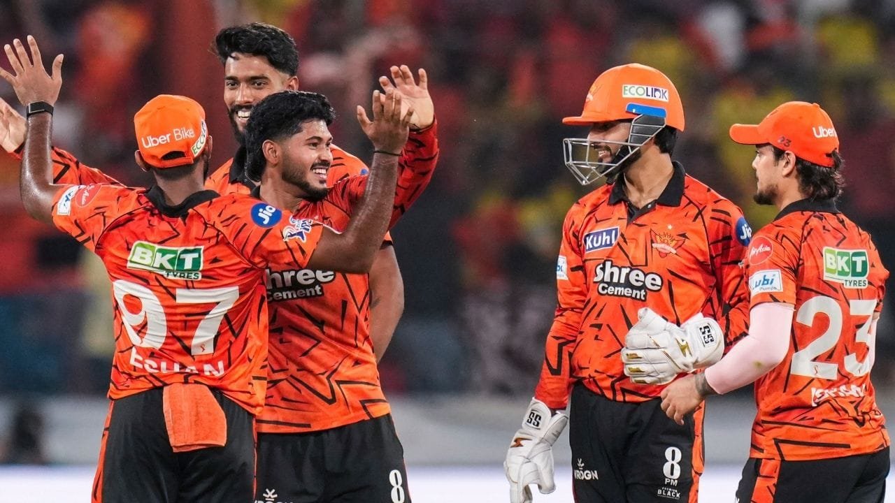 IPL 2026 Points Table: हैदराबाद ने छीनी दिल्ली की खुशियां, हारकर भी RCB को नहीं हुआ नुकसान