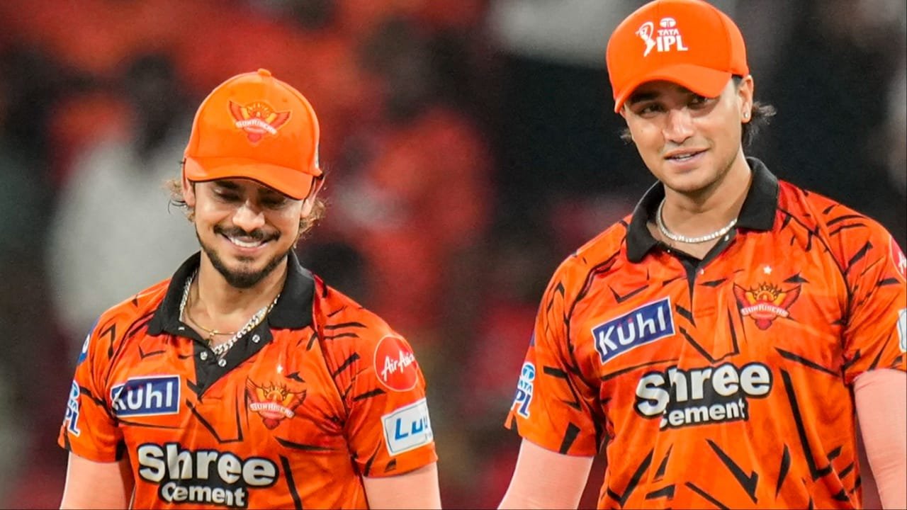 IPL 2026 में सनराइजर्स हैदराबाद के कप्तान को लेकर सवाल, ईशान किशन के साथ खड़े हुए हरभजन सिंह IPL 2026 में सनराइजर्स हैदराबाद के कप्तान को लेकर सवाल, ईशान किशन के साथ खड़े हुए हरभजन सिंह
