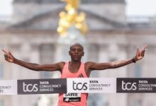 केन्या के एथलीट ने बदला मैराथन का इतिहास,  2 घंटे से कम समय में जीती रेस, पहली बार हुआ ऐसा