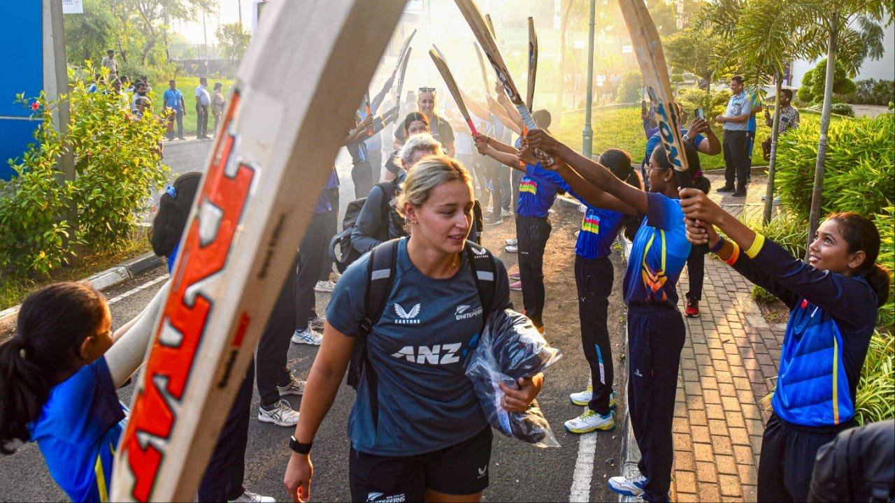 ICC Women T20 World Cup 2026: न्यूजीलैंड की टीम का ऐलान, इन दो खिलाड़ियों का होगा आखिरी वर्ल्ड कप ICC Women T20 World Cup 2026: न्यूजीलैंड की टीम का ऐलान, इन दो खिलाड़ियों का होगा आखिरी वर्ल्ड कप