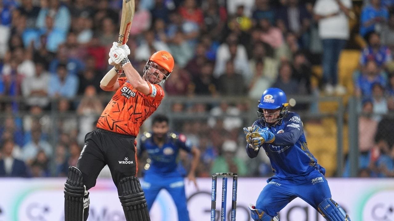 MI vs SRH: रिकल्टन का शतक बेकार, घर में मुंबई की लगातार चौथी हार, हैदराबाद को मिली रिकॉर्ड जीत