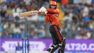 Orange Cap, Purple Cap Holder in IPL 2026: अभिषेक शर्मा के सिर पर सजी ऑरेंज कैप, मलिंगा ने भी किया कमाल