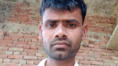 श्रावस्ती में दर्दनाक हादसा! तेज रफ्तार बाइक खाई में गिरी, एक की मौत