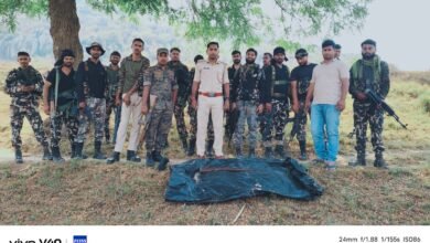 चाल्हो पहाड़ पर बड़ा खुलासा! नक्सलियों का हथियार ठिकाना पकड़ा, बाल-बाल बचे जवान