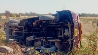 कटनी धक्का लगाकर स्टार्ट हुई बस बनी हादसे की वजह, कटनी में 5 घायल