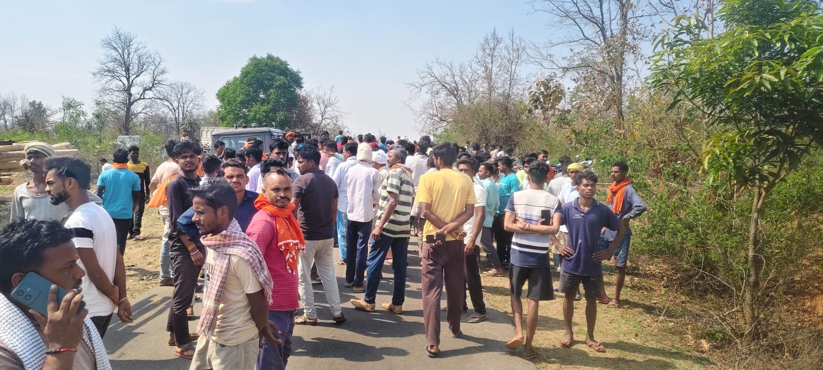 बलरामपुर में हाथियों का तांडव: महुआ बीनने गई 14 वर्षीय किशोरी को कुचला, इलाके में दहशत