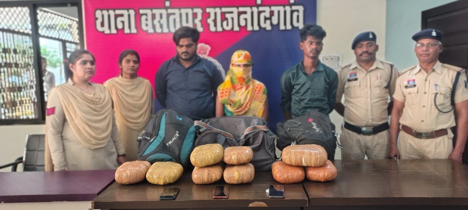 बसंतपुर पुलिस की बड़ी कार्रवाई: अंतरराज्यीज गांजा तस्करी गिरोह के 3 आरोपी गिरफ्तार, 9 किलो से अधिक माल बरामद