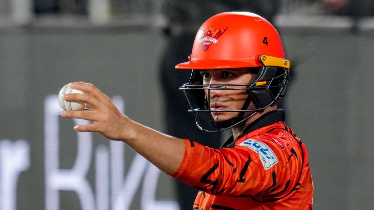 अभिषेक शर्मा-अक्षर पटेल का होगा डोप टेस्ट, अपने ठिकाने की जानकारी देनी होगी