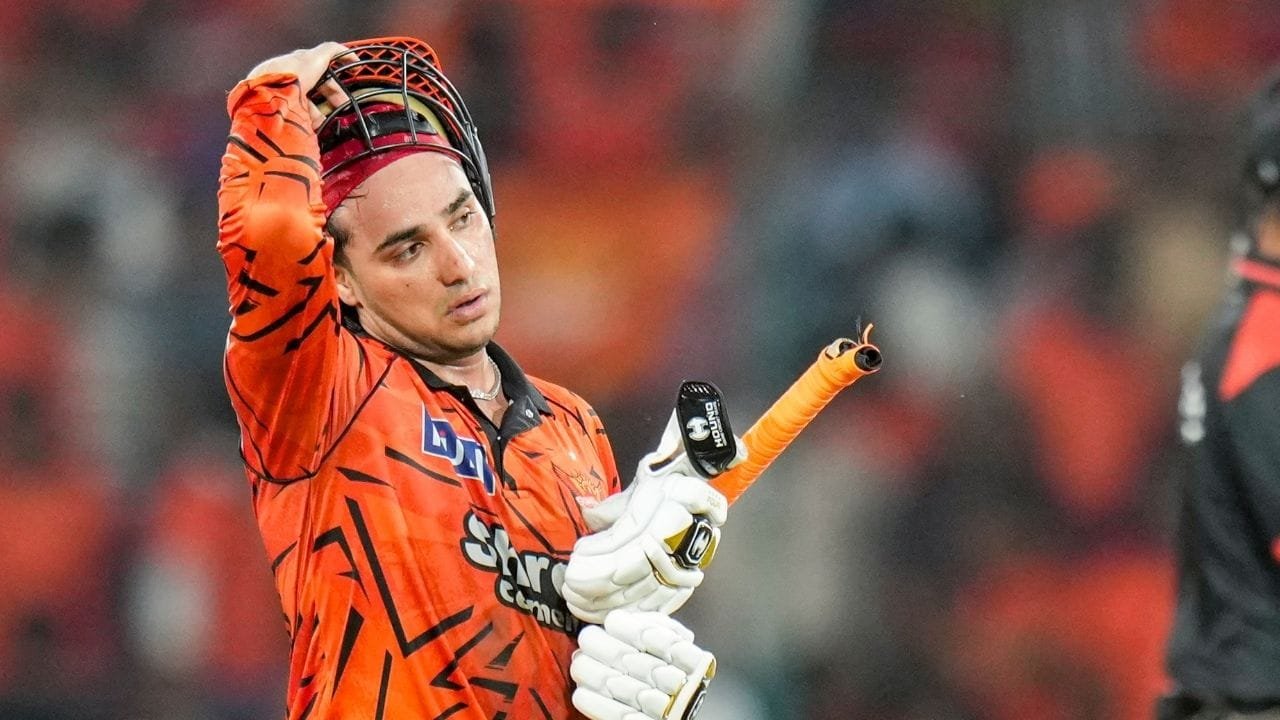 Abhishek Sharma: अभिषेक शर्मा ने शतक तो ठोका लेकिन 20 ओवर टिककर खेली सबसे धीमी पारी