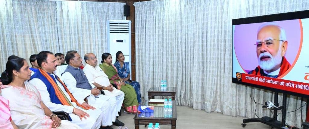 महिला आरक्षण से आधी आबादी को मिलेगा उनका पूरा हक, निर्णय प्रक्रिया में बढ़ेगी भागीदारी – मुख्यमंत्री विष्णुदेव साय महिला आरक्षण से आधी आबादी को मिलेगा उनका पूरा हक, निर्णय प्रक्रिया में बढ़ेगी भागीदारी – मुख्यमंत्री विष्णुदेव साय