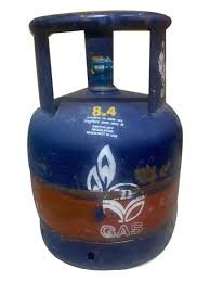 5KG LPG सिलेंडर हुआ महंगा, ₹51 तक बढ़े दाम