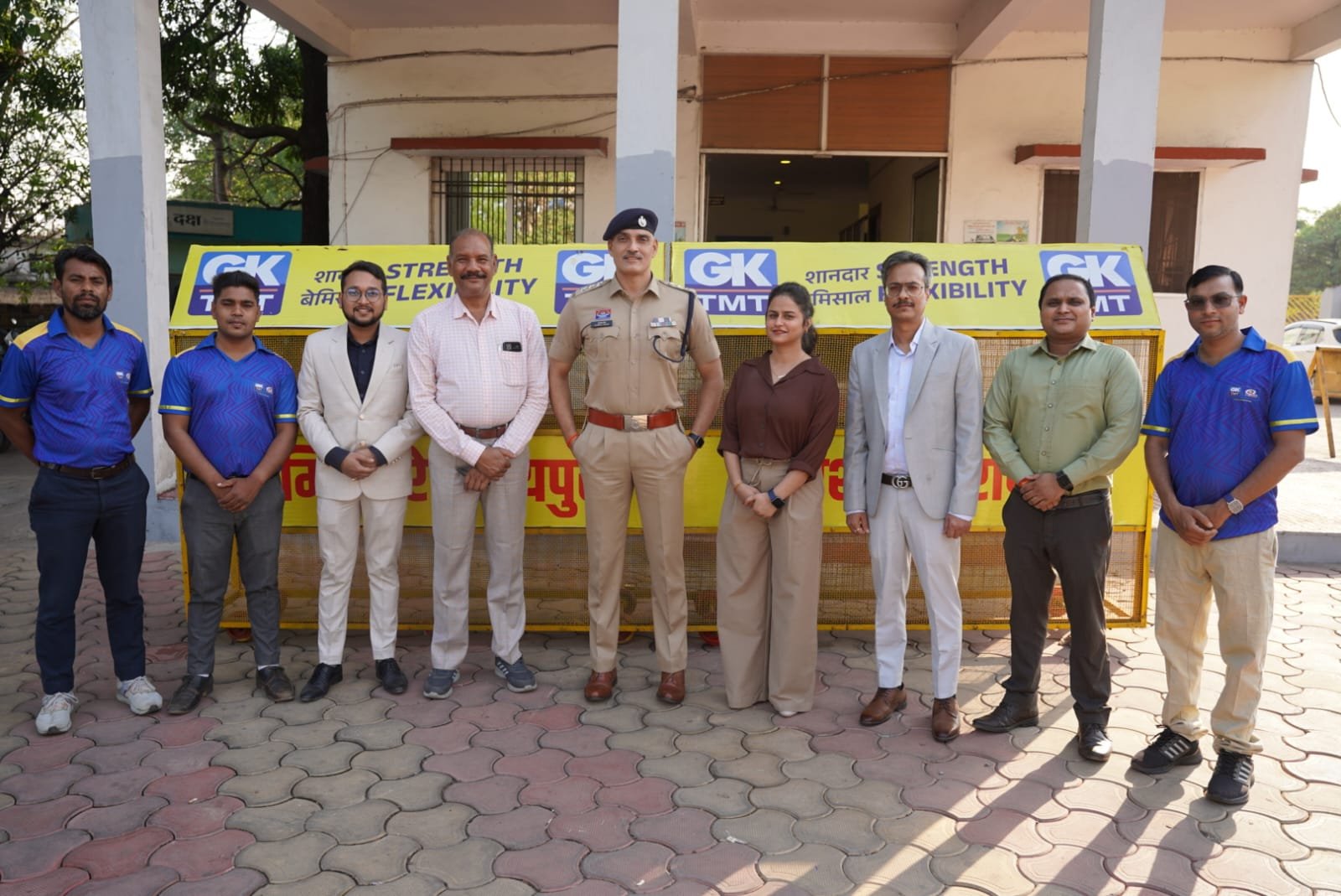 जीके टीएमटी का CSR पहल: रायपुर ट्रैफिक व्यवस्था को मिला सहयोग जीके टीएमटी का CSR पहल: रायपुर ट्रैफिक व्यवस्था को मिला सहयोग