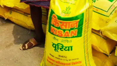 अमेरिका-इजरायल-ईरान तनाव के बीच किसानों की मांग:खरीफ से पहले खाद का पर्याप्त स्टॉक हो, कालाबाजारी पर लगे रोक, कांग्रेस बोली- श्वेतपत्र जारी करे सरकार