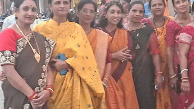 राजनांदगांव में हनुमान जन्मोत्सव पर निकली शोभायात्रा :नगर में पुष्पवर्षा से झांकी किया गया स्वागत, बड़ी संख्या में श्रद्धालु हुए शामिल