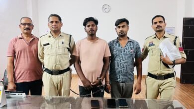 आईपीएल सट्टा रैकेट का भंडाफोड़, दो सटोरिये गिरफ्तार; टेलीग्राम-व्हाट्सएप से चला रहे थे नेटवर्क आईपीएल सट्टा रैकेट का भंडाफोड़, दो सटोरिये गिरफ्तार; टेलीग्राम-व्हाट्सएप से चला रहे थे नेटवर्क