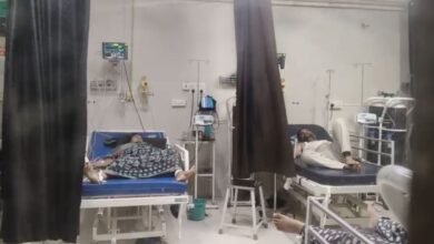 Breaking : 4 करोड़ के कर्ज में डूबे व्यापारी ने पत्नी और बच्चों के साथ खाया जहर, 3 पन्नों का सुसाइड नोट मिला