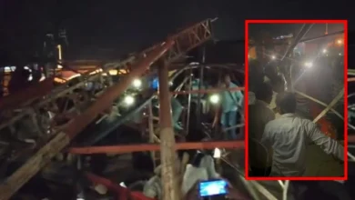 कुशीनगर मेले में बड़ा हादसा, दुर्गा मंदिर परिसर में झूला टूटा; 12 घायल… 4 की हालत नाजुक