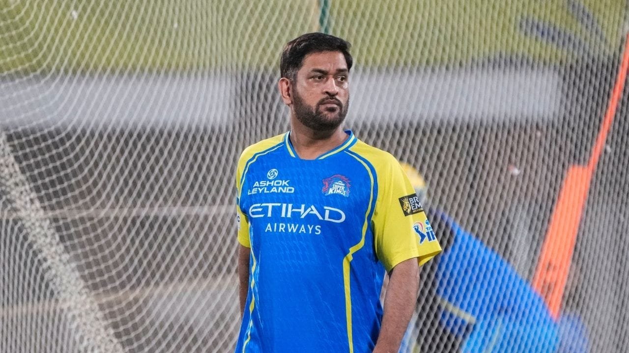 VIDEO: एमएस धोनी के सामने ऐसी गलती! CSK के खिलाड़ी को प्रैक्टिस में मिला बड़ा सबक