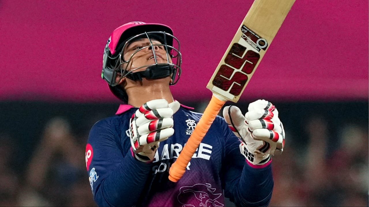 Vaibhav Sooryavanshi: अभी नहीं, इंतजार कीजिए… RCB के खिलाफ आउट होने के बाद वैभव सूर्यवंशी पर बड़ा बयान