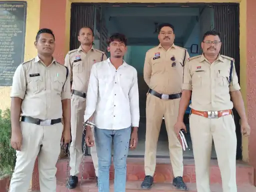 धमतरी में विवाद के दौरान बुजुर्ग पर हमला, मारपीट और चाकूबाजी में मौत धमतरी में विवाद के दौरान बुजुर्ग पर हमला, मारपीट और चाकूबाजी में मौत