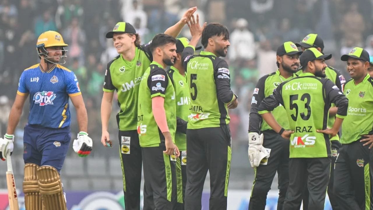 खिलाड़ियों से लेकर मालिक तक… लीग में फिक्सिंग का जाल, बोर्ड ने लिया बड़ा एक्शन खिलाड़ियों से लेकर मालिक तक… लीग में फिक्सिंग का जाल, बोर्ड ने लिया बड़ा एक्शन