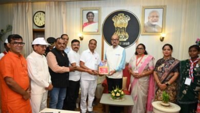 विश्व रेडक्रॉस दिवस: राज्यपाल रमेन डेका ने मानवता की सेवा और जनसहयोग पर दिया जोर