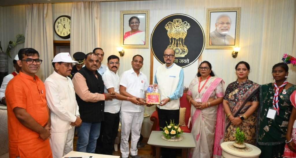 विश्व रेडक्रॉस दिवस: राज्यपाल रमेन डेका ने मानवता की सेवा और जनसहयोग पर दिया जोर विश्व रेडक्रॉस दिवस: राज्यपाल रमेन डेका ने मानवता की सेवा और जनसहयोग पर दिया जोर