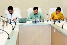 प्रगतिरत विकास कार्याे को समय पर पूर्ण करें, अप्रारंभ कार्याे को शीघ्र प्रारंभ करायें: उद्योग मंत्री