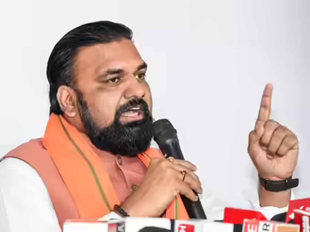 बिहार सरकार में 26 मंत्रियों ने कार्यभार संभाला, विकास कार्यों को जनता तक पहुंचाने पर जोर बिहार सरकार में 26 मंत्रियों ने कार्यभार संभाला, विकास कार्यों को जनता तक पहुंचाने पर जोर