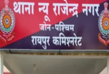 कार में बैठकर IPL सट्टा चला रहे 4 बुकी गिरफ्तार, लाखों की कार और नकदी जब्त