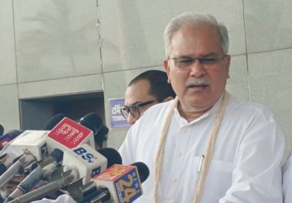 रायपुर में गरमाई सियासत: ढाई-ढाई फॉर्मूले, NEET और कानून व्यवस्था पर भूपेश बघेल का बीजेपी पर बड़ा हमला