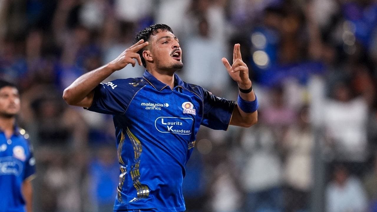 Allah Ghazanfar Mi Wickets Ipl Pti
