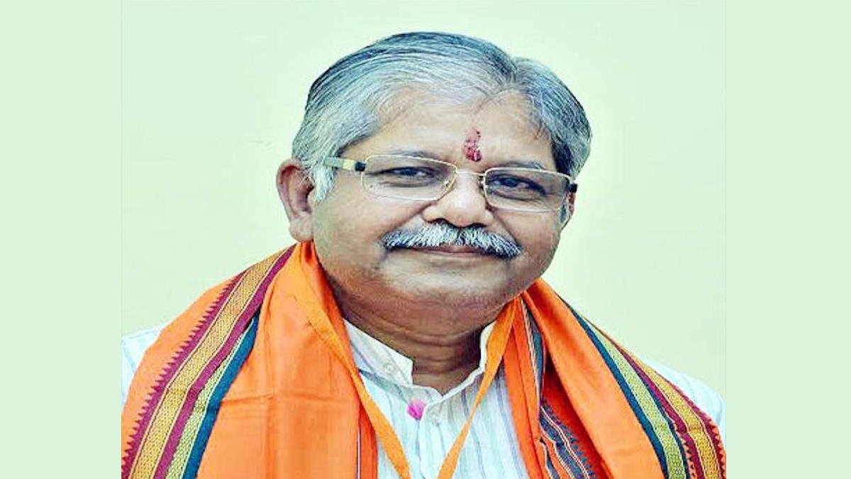 रायपुर में मॉर्निंग वॉक के दौरान पूर्व विस अध्यक्ष से मोबाइल लूट: हाई अलर्ट के बीच बाइक सवार बदमाश फरार