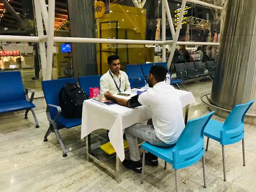 वैश्विक खतरे के बीच छत्तीसगढ़ में इबोला अलर्ट, रायपुर एयरपोर्ट पर यात्रियों की सख्त जांच वैश्विक खतरे के बीच छत्तीसगढ़ में इबोला अलर्ट, रायपुर एयरपोर्ट पर यात्रियों की सख्त जांच