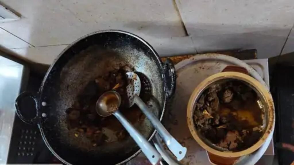 कोनी के देवनगर वांबे फ्लैट में मचा हड़कंप, मांस जब्त कर जांच में जुटी पुलिस