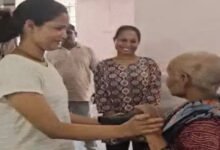 11 महीने बाद भिलाई के आश्रम में मिली मां, बेटी से मिलते ही छलक पड़े आंसू