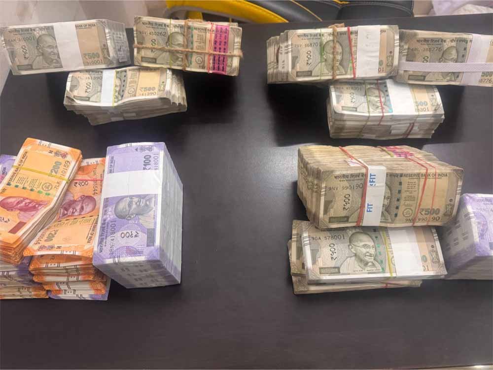 व्यापार में निवेश के नाम पर धोखाधड़ी करने वाला आरोपी गिरफ्तार व्यापार में निवेश के नाम पर धोखाधड़ी करने वाला आरोपी गिरफ्तार