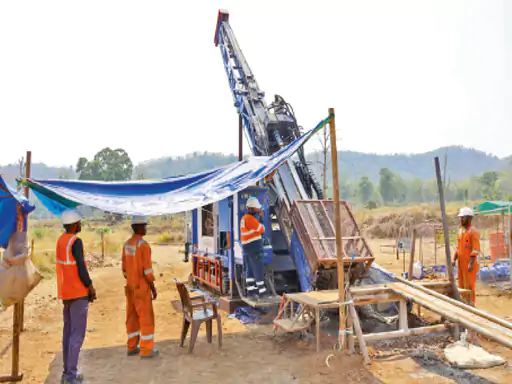 छत्तीसगढ़ में मिले बड़े स्वर्ण भंडार: बाघमारा में दो साल के भीतर शुरू होगा सोने का खनन