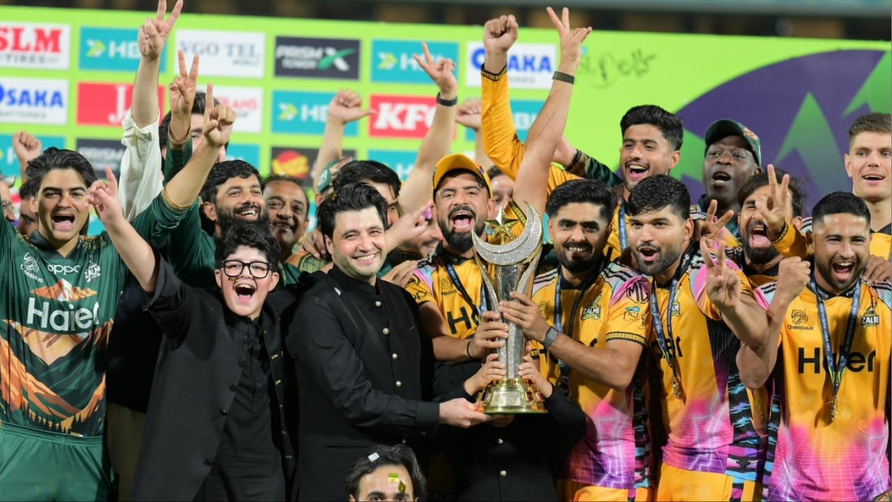 PSL 2026: बाबर आजम की कप्तानी में पेशावर जाल्मी बनी चैंपियन, 9 साल का इंतजार खत्म कर जीते इतने करोड़