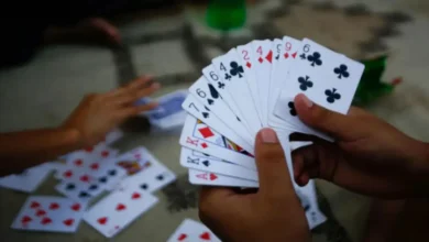 वृंदावन ग्रीन फार्म में चल रहा था लाखों का जुआ, पुलिस ने मालिक समेत 8 को दबोचा वृंदावन ग्रीन फार्म में चल रहा था लाखों का जुआ, पुलिस ने मालिक समेत 8 को दबोचा