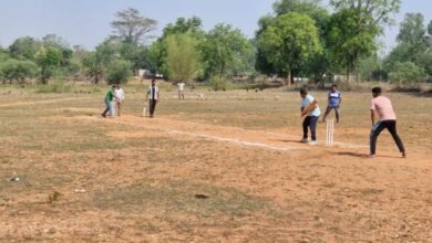 सुशासन तिहार 2026: ग्राम पंचायत बनगांव में सद्भावना क्रिकेट मैच का हुआ आयोजन ,प्रशासन एकादश ने जनप्रतिनिधि एकादश को 08 रन से हराकर दर्ज की शानदार जीत