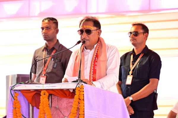 कलिबेश्वर महादेव मंदिर प्राण प्रतिष्ठा में उमड़ा आस्था का जनसैलाब, मुख्यमंत्री विष्णुदेव साय बोले  मंदिर समाज को जोड़ने और सनातन संस्कृति को जीवंत रखने का सबसे बड़ा माध्यम
