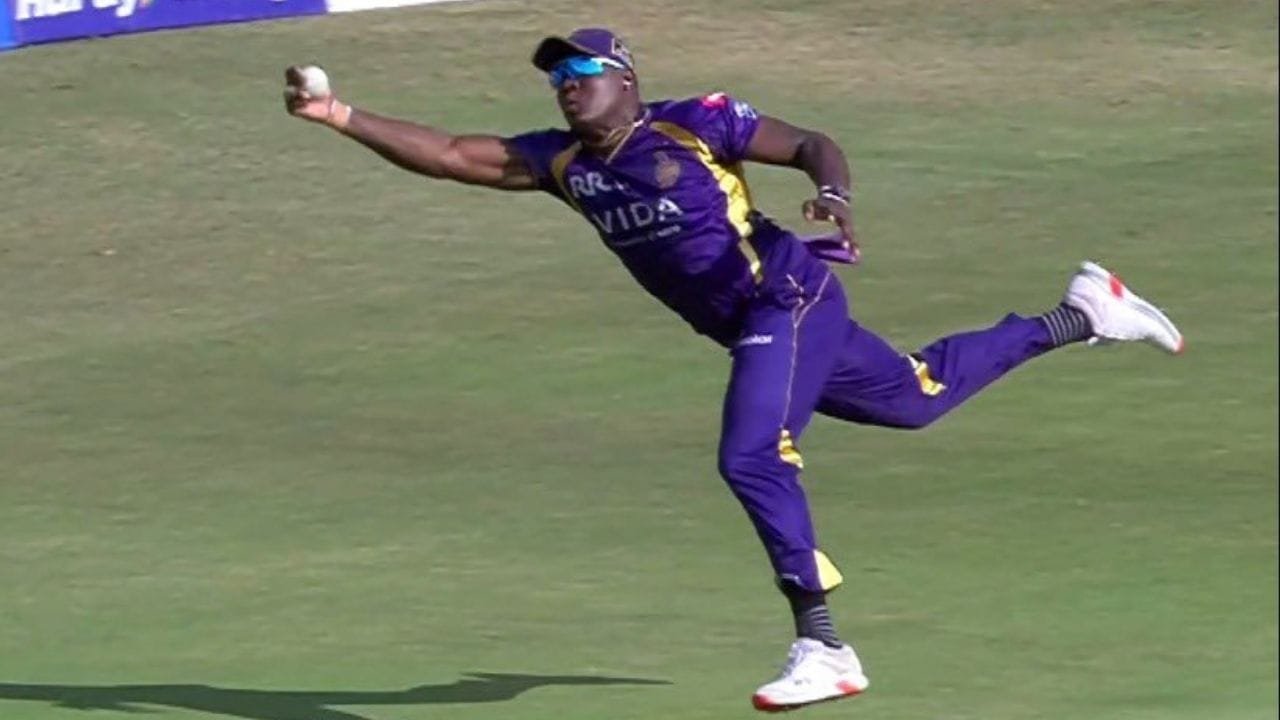 Rovman Powell Catch Video: सुपरमैन बन गए KKR के रोवमैन पावेल, रिंकू की गलती के बाद लपका हैरतअंगेज कैच