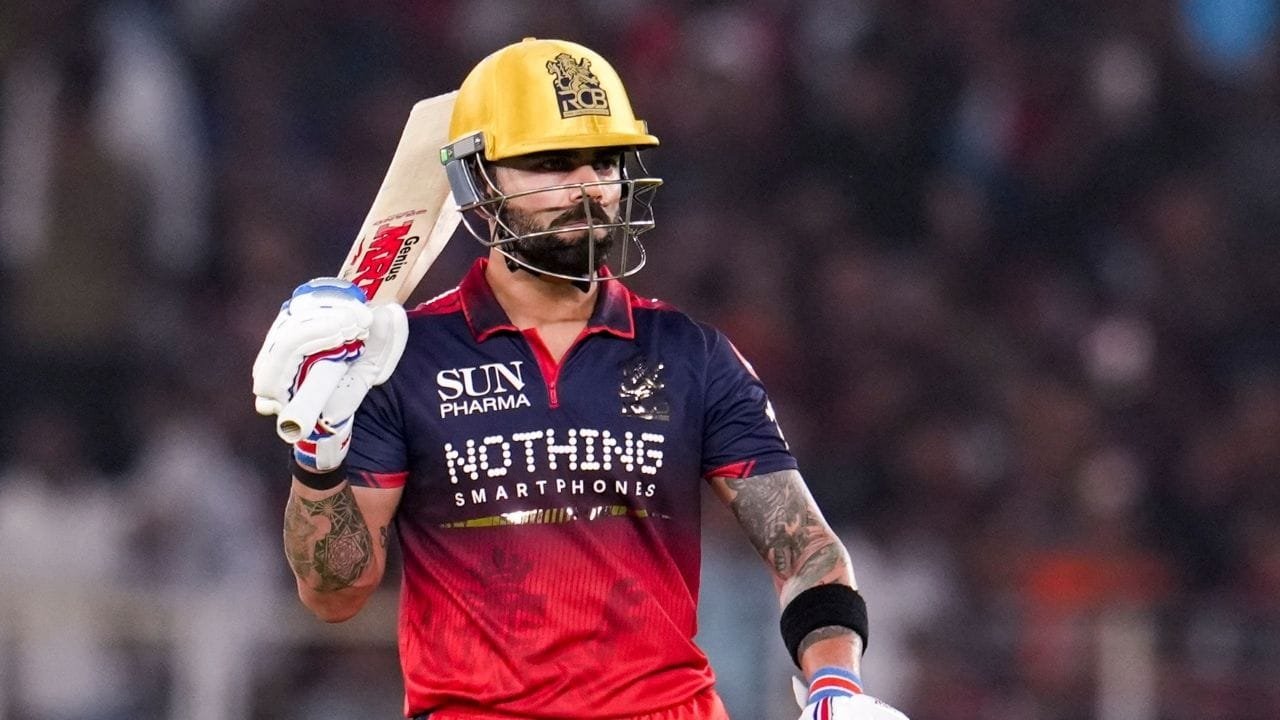 Virat Kohli 1st Ball Six In Ipl Pti