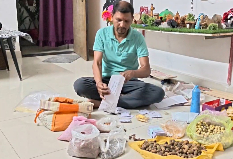 हरियाली का संदेश घर-घर: भोज साहू की मुहिम से जुड़े CM, राज्यपाल समेत कई लोग हरियाली का संदेश घर-घर: भोज साहू की मुहिम से जुड़े CM, राज्यपाल समेत कई लोग