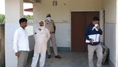 बेटे ने ट्रैक्टर से टक्कर मारकर की पिता की हत्या:3 साल से था जमीन विवाद, पीटते हुए सड़क पर घसीटा, फिर मारी टक्कर, पुलिस ने हिरासत में लिया