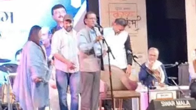 ‘अच्छे लोग मेरी ताकत और कमजोरी’ : वसीम बरेलवी, देर रात तक सजी महफिल