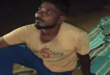 नकटी गांव में बुलडोजर कार्रवाई के बाद बेघर परिवारों की खुले आसमान के नीचे गुजरी रात