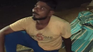 नकटी गांव में बुलडोजर कार्रवाई के बाद बेघर परिवारों की खुले आसमान के नीचे गुजरी रात